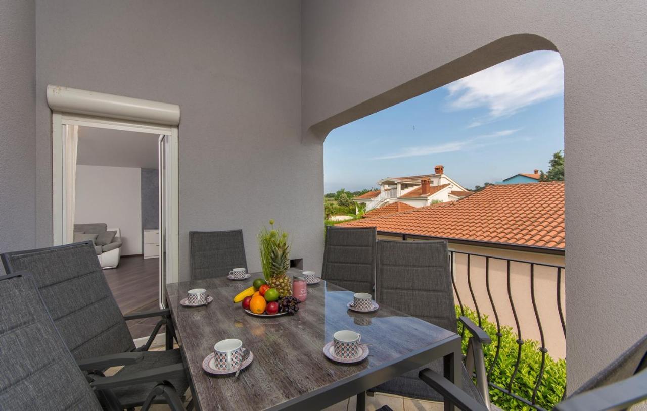 Silver Holiday House Vrvari エクステリア 写真