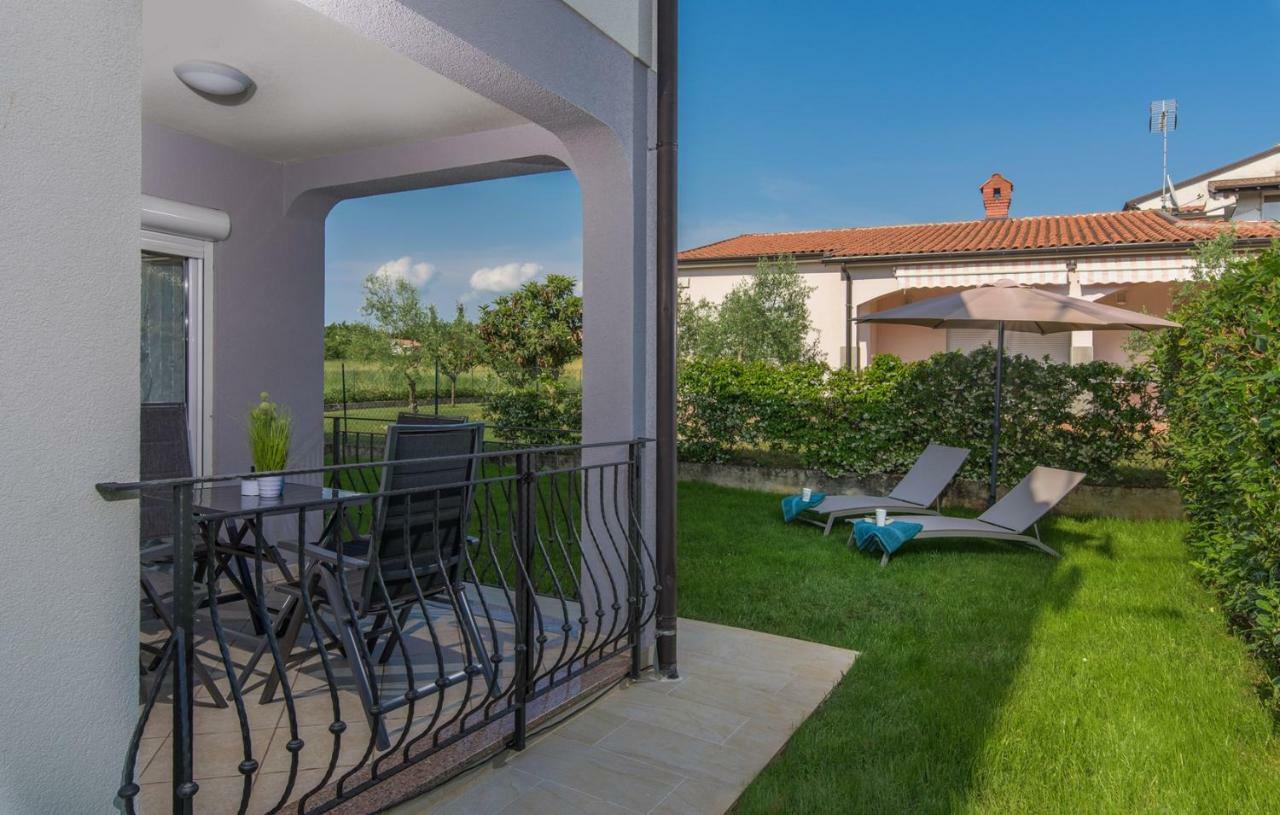 Silver Holiday House Vrvari エクステリア 写真