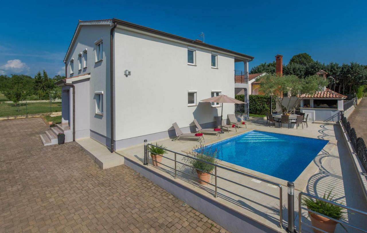 Silver Holiday House Vrvari エクステリア 写真